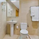 Penthouse-suite 100m2 - 600m To