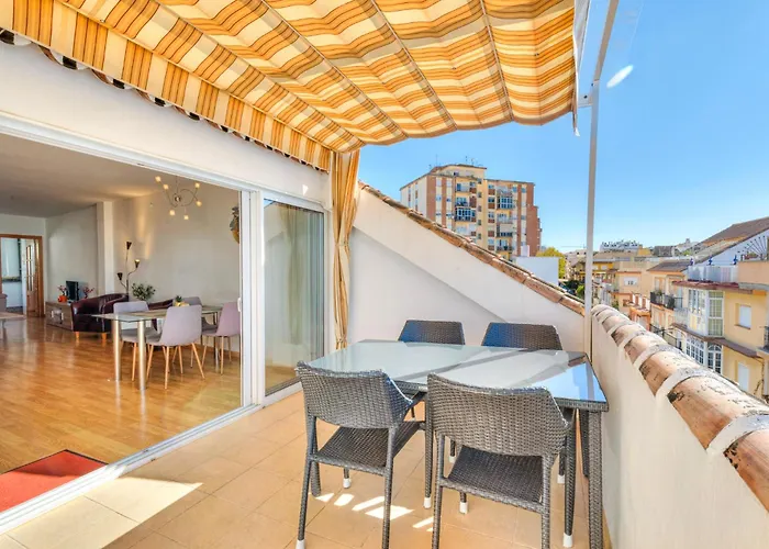 Apartamento Penthouse-suite 100m2 - 600m To *