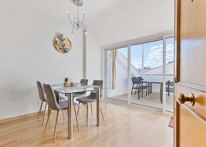 Appartement Penthouse-suite 100m2 - 600m To